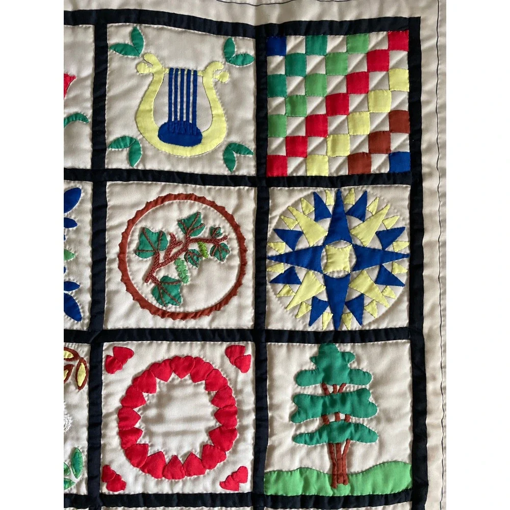 Vintage 1985 Handmade Sampler Album Quilt Applique Hand Quilted Rare 40x40